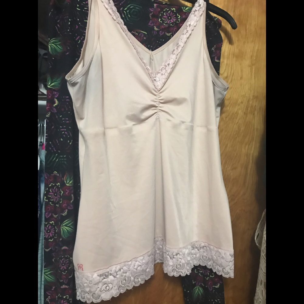 Ruby Ribbon Cami 40C